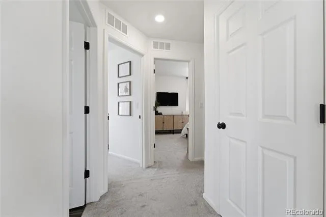 21962 E 44th Drive Aurora, CO 80019