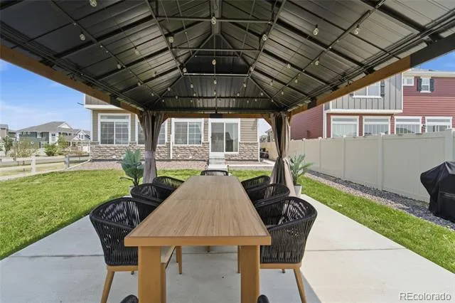 21962 E 44th Drive Aurora, CO 80019