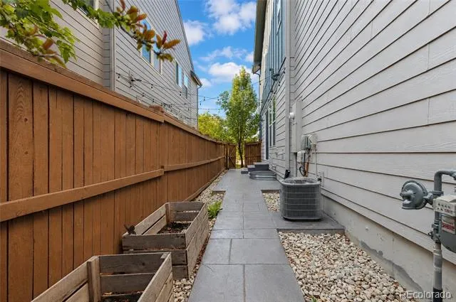 9327 E 60th Avenue Denver, CO 80238