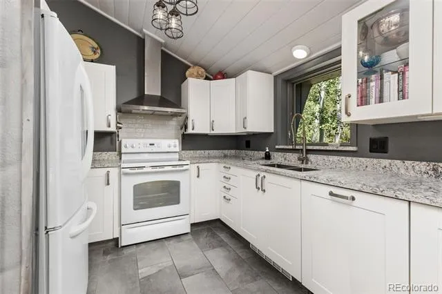 415 Upper Travis Gulch Road Black Hawk, CO 80422