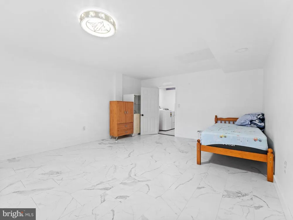 3314 GLENVIEW STREET Philadelphia, PA 19149