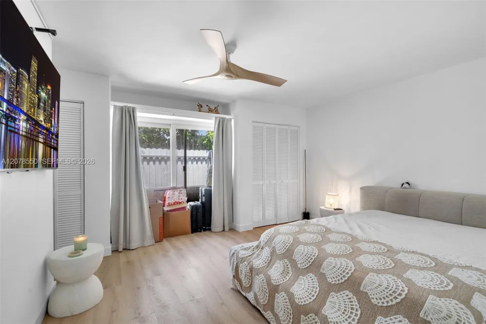 1327 SW 72nd Ave Miami, FL 33144