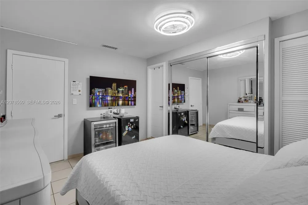 1327 SW 72nd Ave Miami, FL 33144