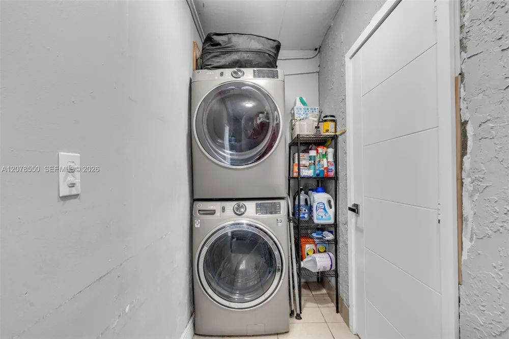 1327 SW 72nd Ave Miami, FL 33144