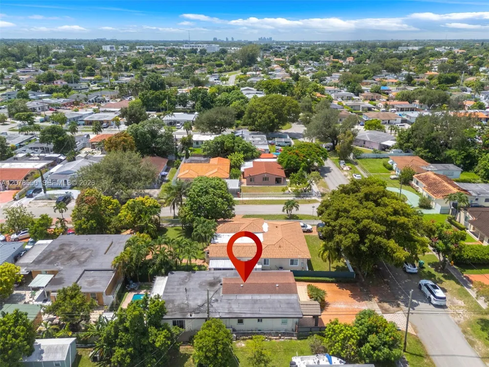 1327 SW 72nd Ave Miami, FL 33144