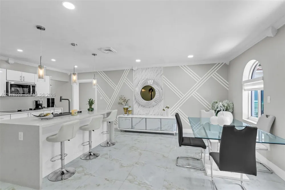 1327 SW 72nd Ave Miami, FL 33144