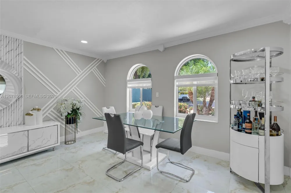 1327 SW 72nd Ave Miami, FL 33144