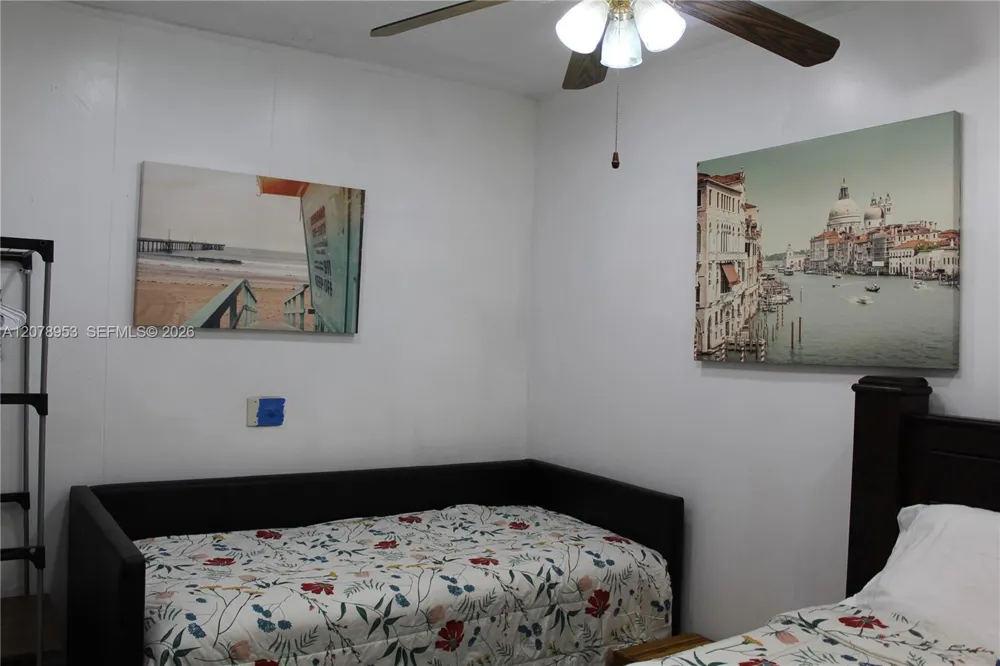 3054 NW 18th st #4 Miami, FL 33125