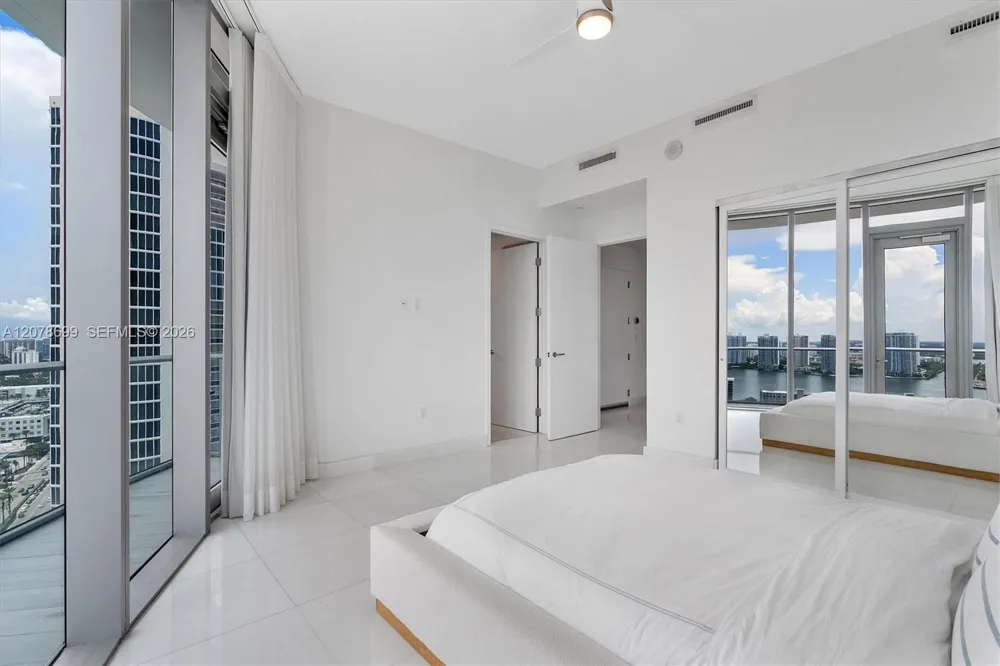 17475 Collins Ave #2203 Sunny Isles Beach, FL 33160