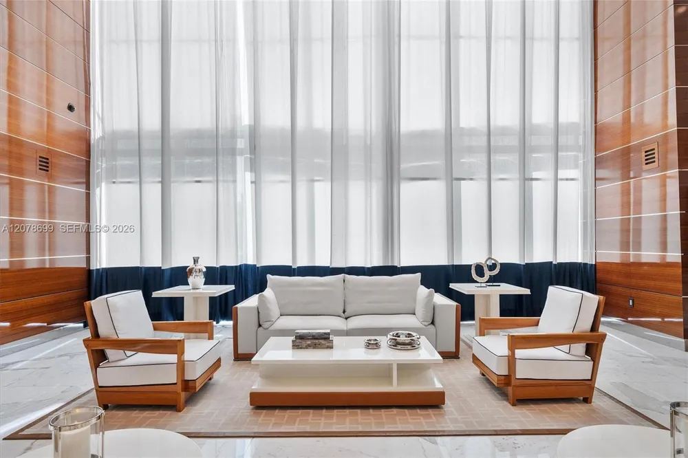 17475 Collins Ave #2203 Sunny Isles Beach, FL 33160