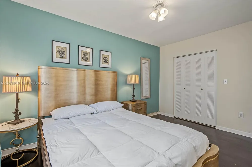 915 8th St #102 Miami Beach, FL 33139