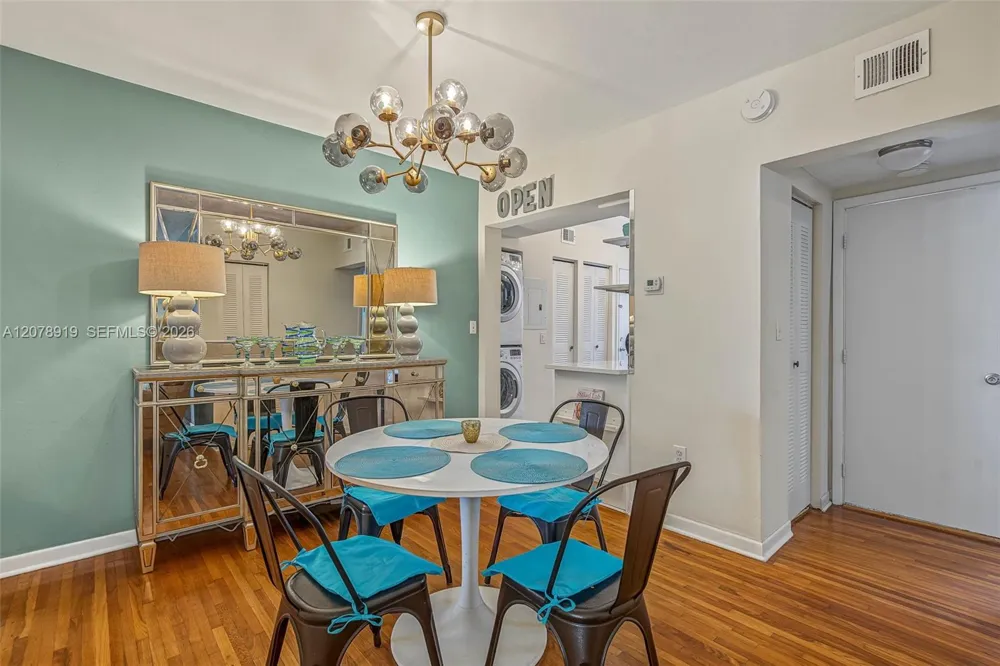 915 8th St #102 Miami Beach, FL 33139