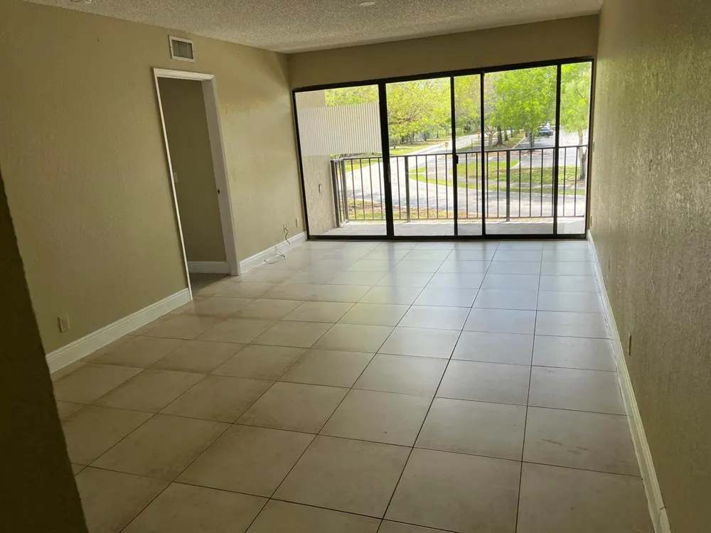 1600 BALFOUR POINT DRIVE #F West Palm Beach, FL 33411