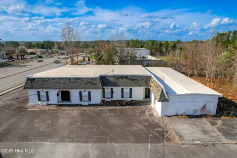 425 Furys Ferry Road