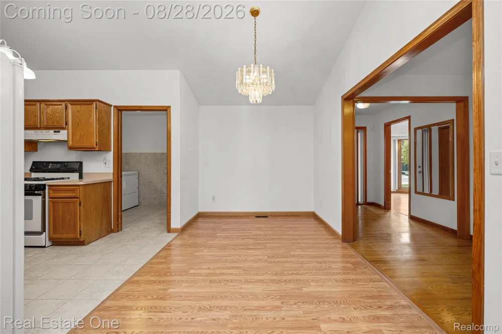 20071 Ridgeway Court Clinton Charter Township, MI 48038