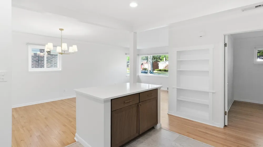 8982 Lucerne Avenue Redford Charter Township, MI 48239