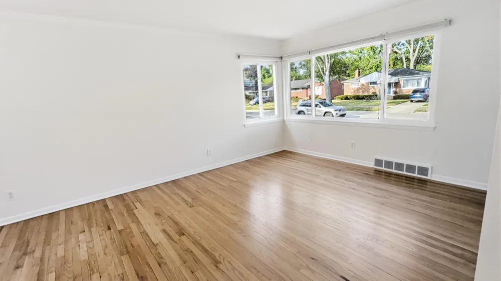 8982 Lucerne Avenue Redford Charter Township, MI 48239