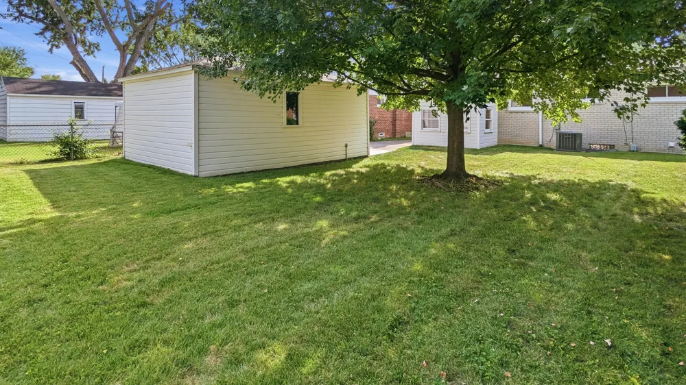 8982 Lucerne Avenue Redford Charter Township, MI 48239