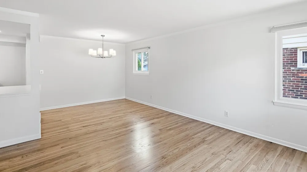 8982 Lucerne Avenue Redford Charter Township, MI 48239