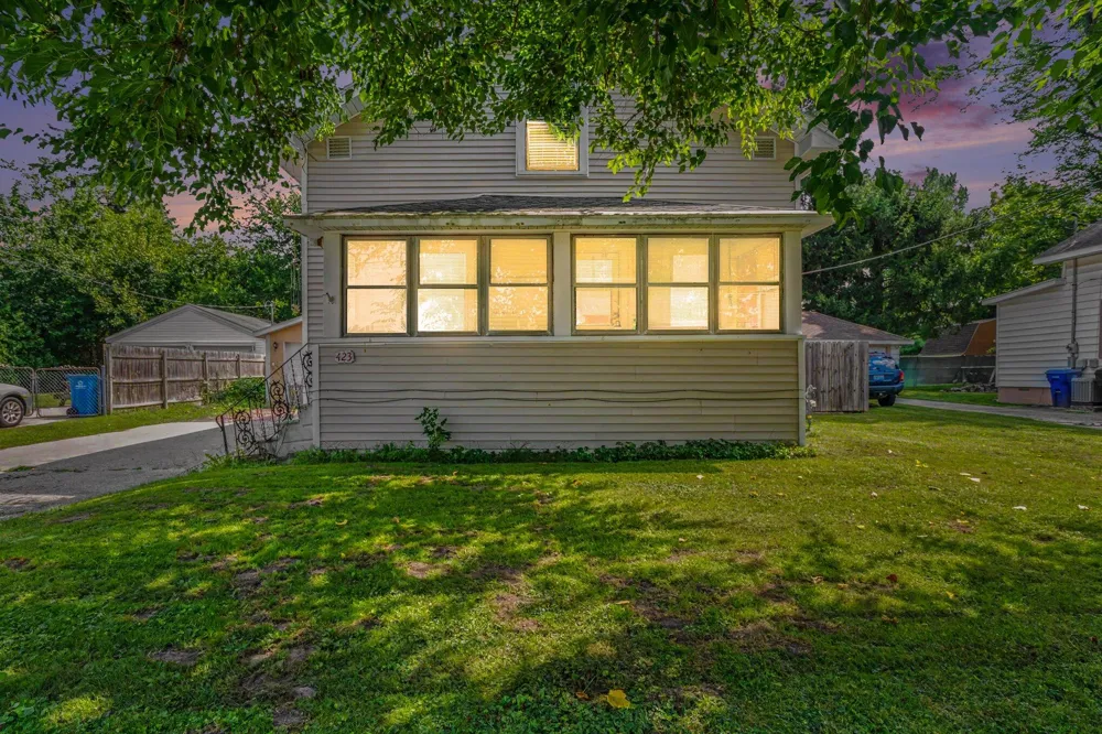 423 14th Street Niles City, MI 49120