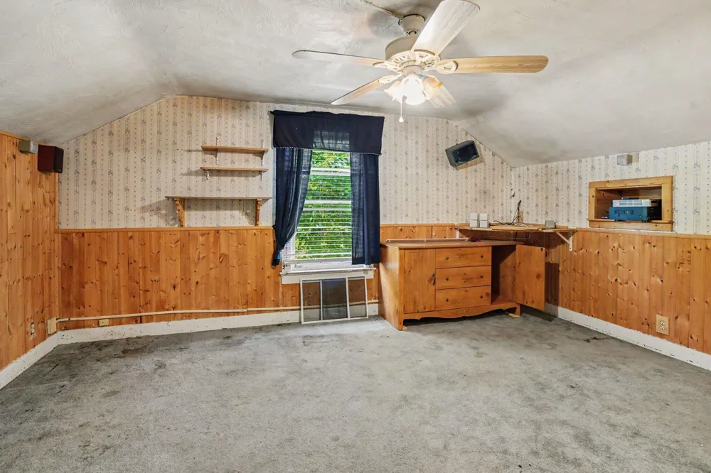 423 14th Street Niles City, MI 49120