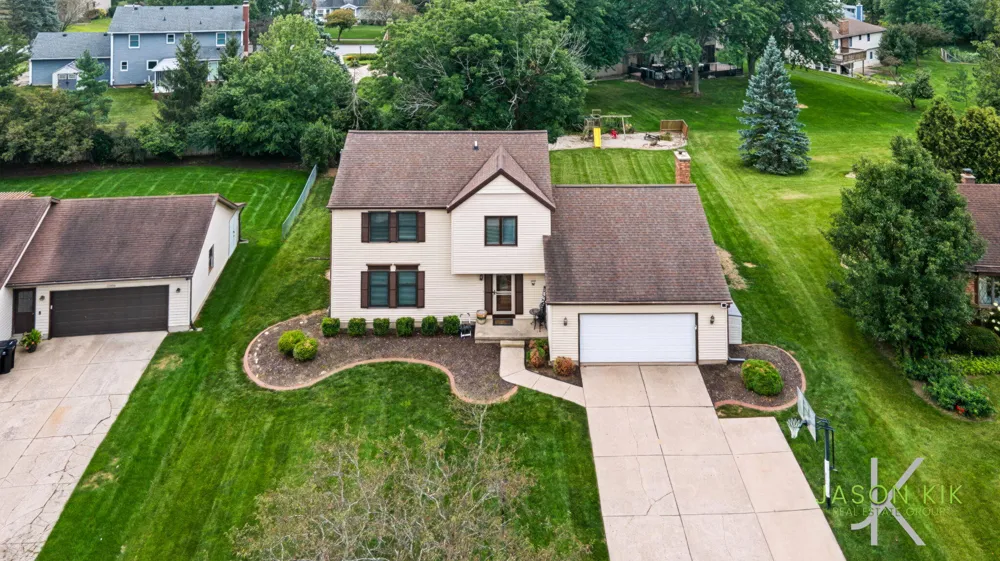 2074 Wolfboro Drive SE Kentwood City, MI 49508
