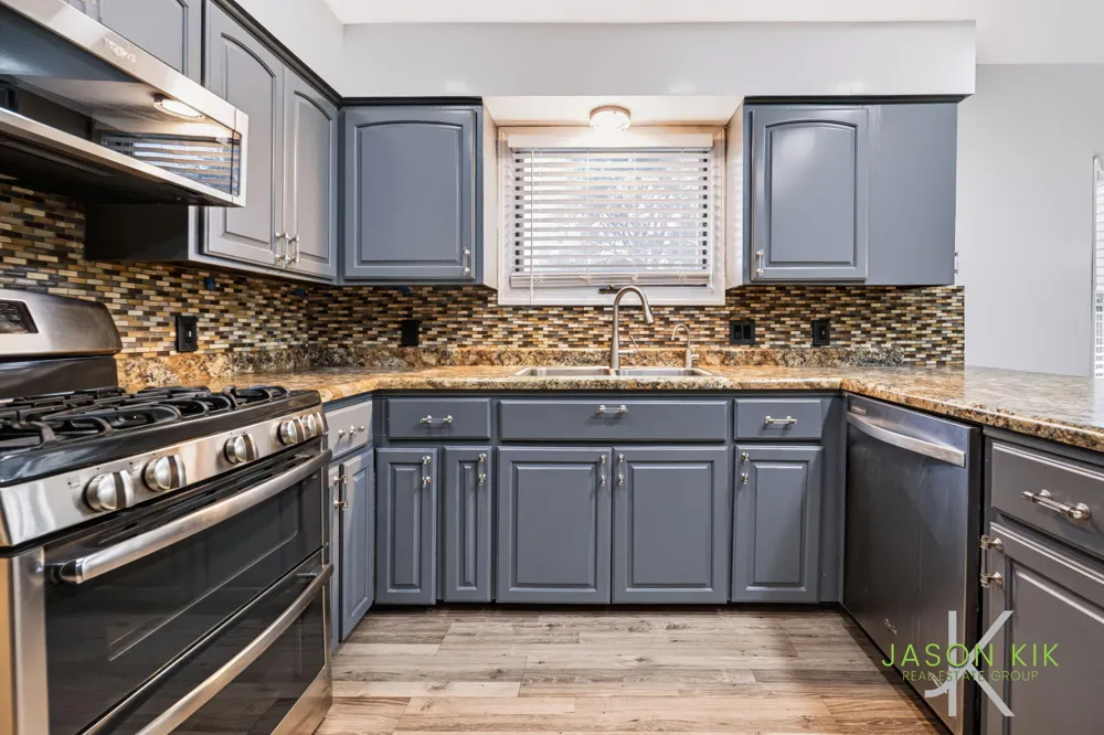 2074 Wolfboro Drive SE Kentwood City, MI 49508