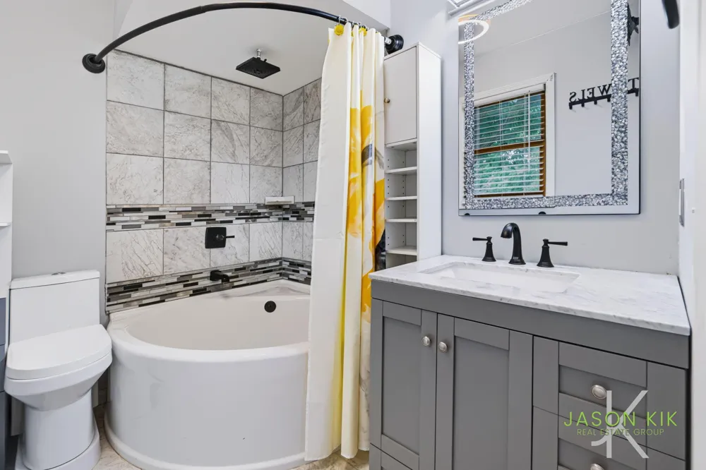 2074 Wolfboro Drive SE Kentwood City, MI 49508