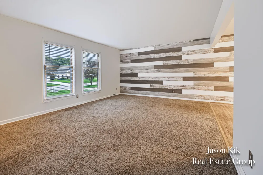 2074 Wolfboro Drive SE Kentwood City, MI 49508
