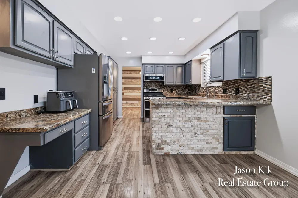 2074 Wolfboro Drive SE Kentwood City, MI 49508