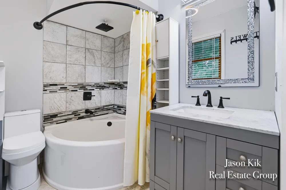 2074 Wolfboro Drive SE Kentwood City, MI 49508