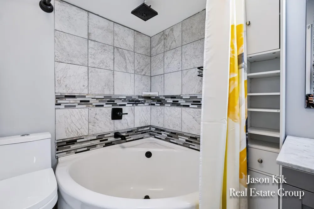 2074 Wolfboro Drive SE Kentwood City, MI 49508