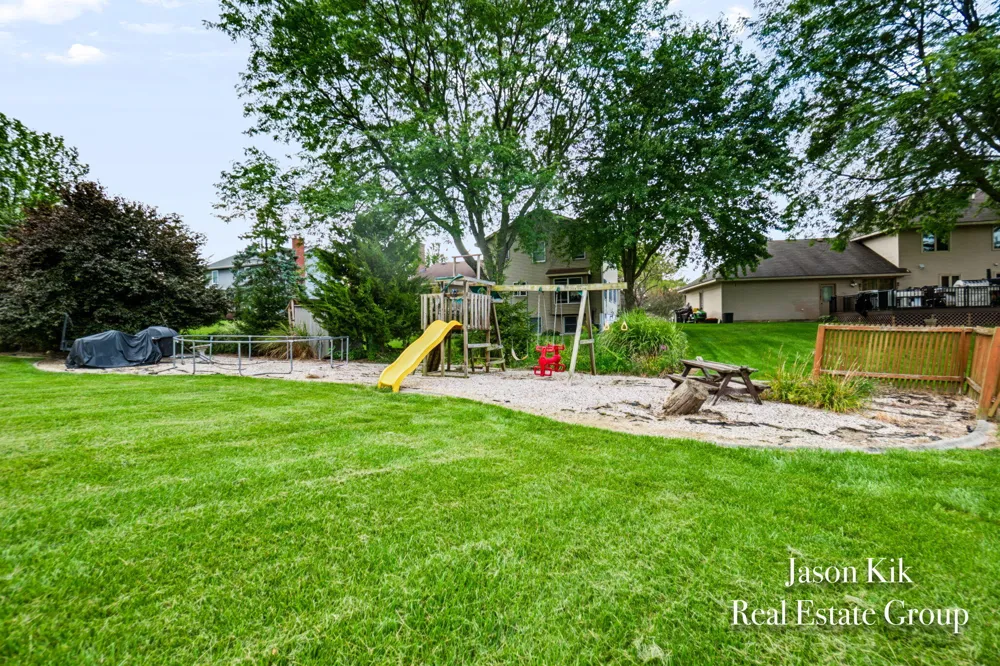 2074 Wolfboro Drive SE Kentwood City, MI 49508