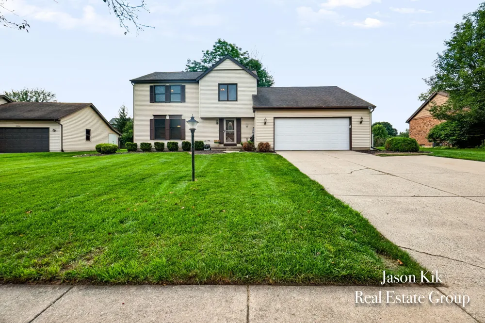 2074 Wolfboro Drive SE Kentwood City, MI 49508