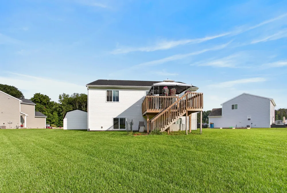 378 Lotz Court Wayland City, MI 49348
