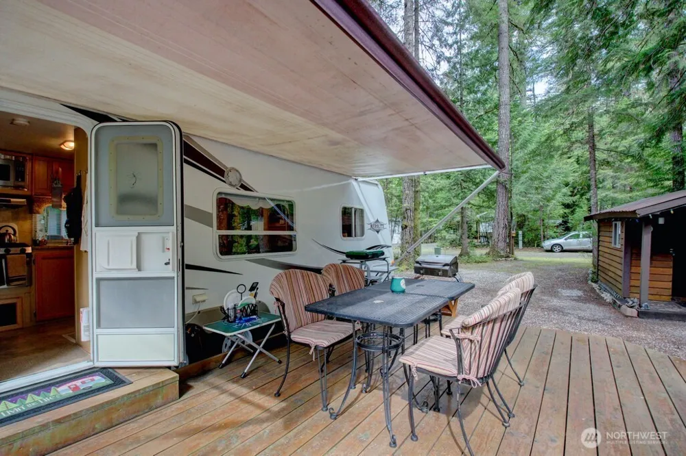 71 Wilderness Way Deming, WA 98244