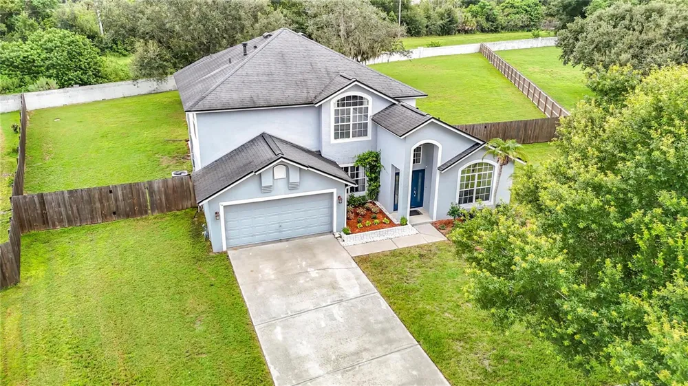 1639 LEDGESTONE DRIVE Brandon, FL 33511