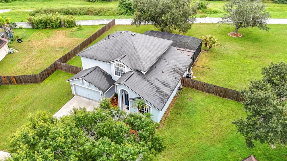 1639 LEDGESTONE DRIVE Brandon, FL 33511