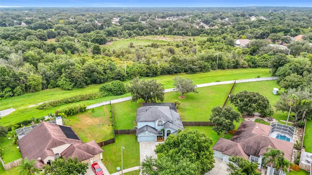 1639 LEDGESTONE DRIVE Brandon, FL 33511