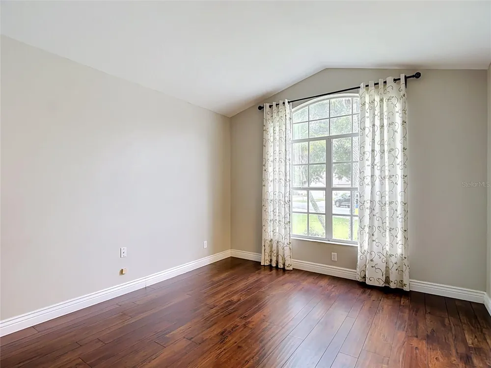 1639 LEDGESTONE DRIVE Brandon, FL 33511