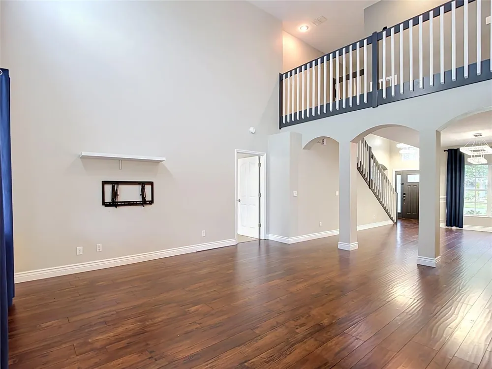 1639 LEDGESTONE DRIVE Brandon, FL 33511