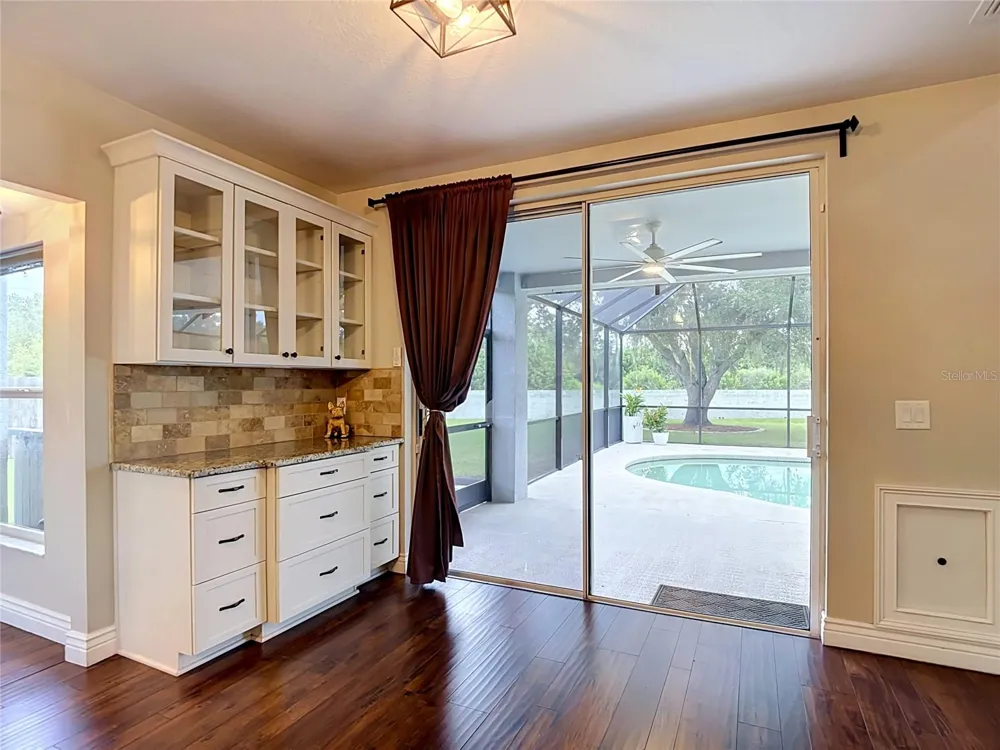 1639 LEDGESTONE DRIVE Brandon, FL 33511