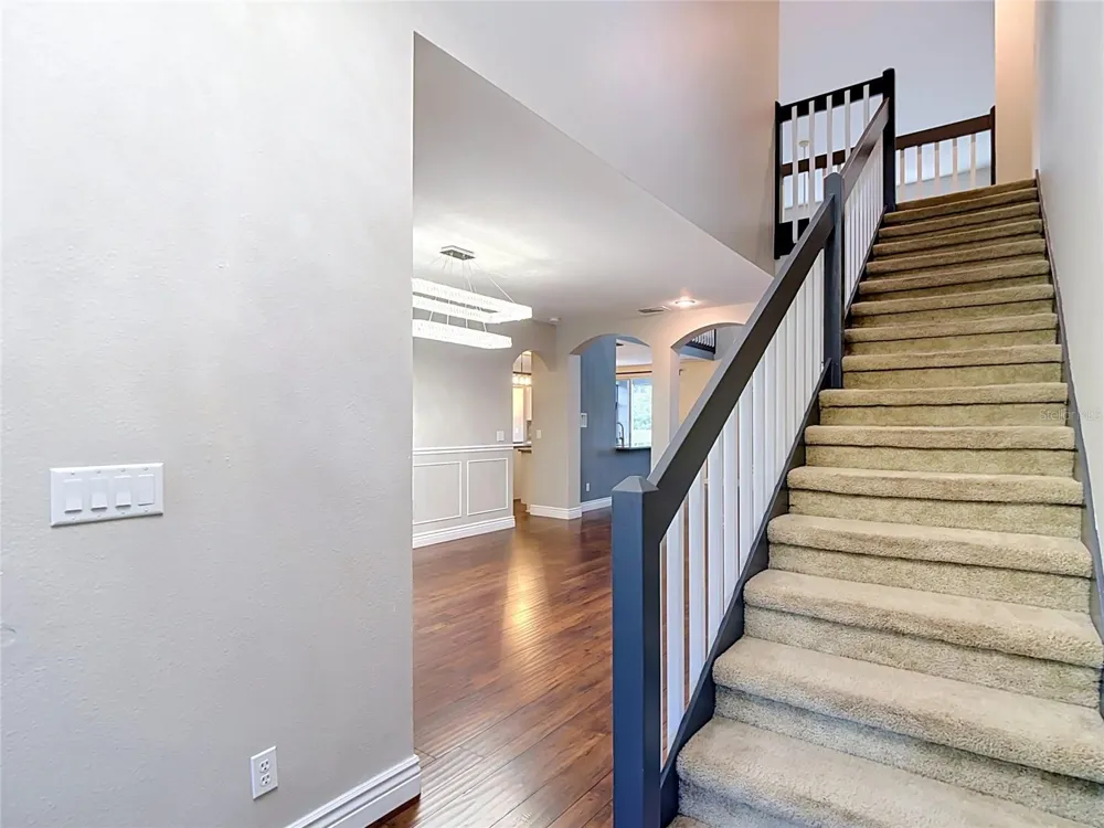 1639 LEDGESTONE DRIVE Brandon, FL 33511