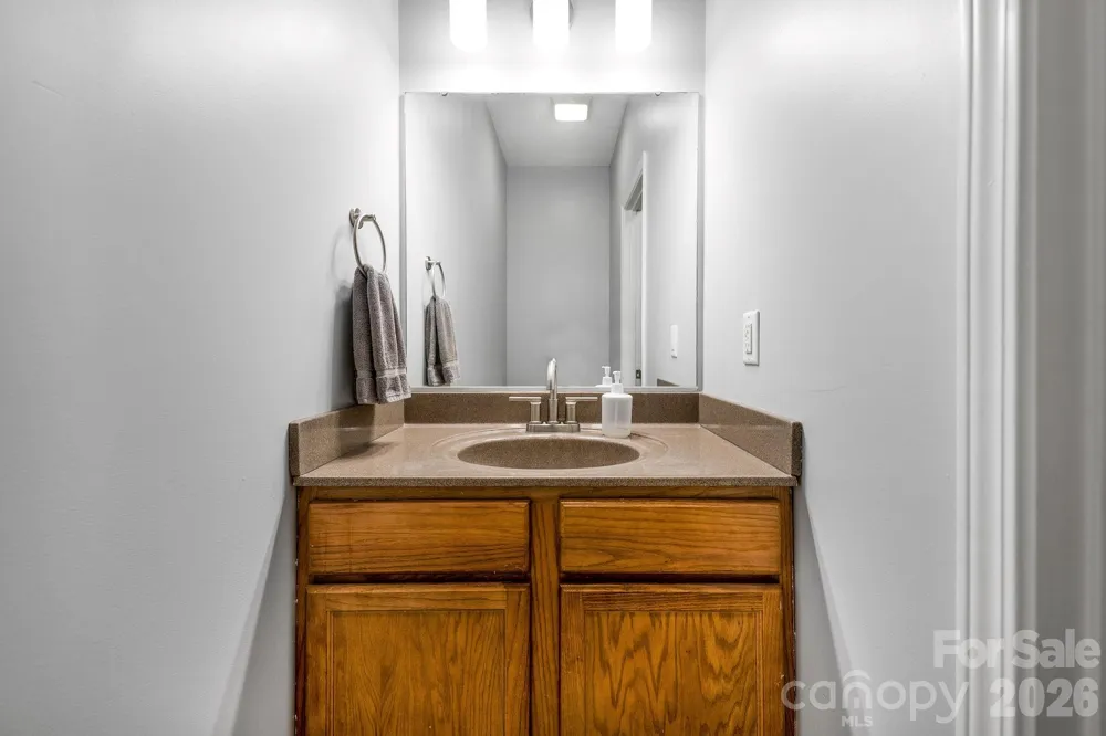 19 Oakcrest Place Asheville, NC 28806
