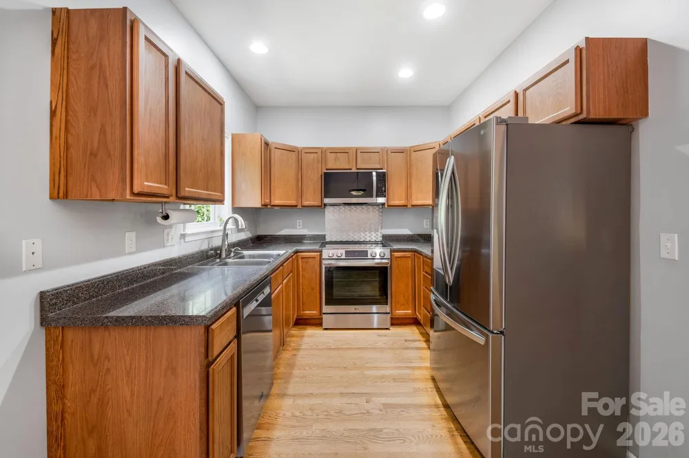 19 Oakcrest Place Asheville, NC 28806