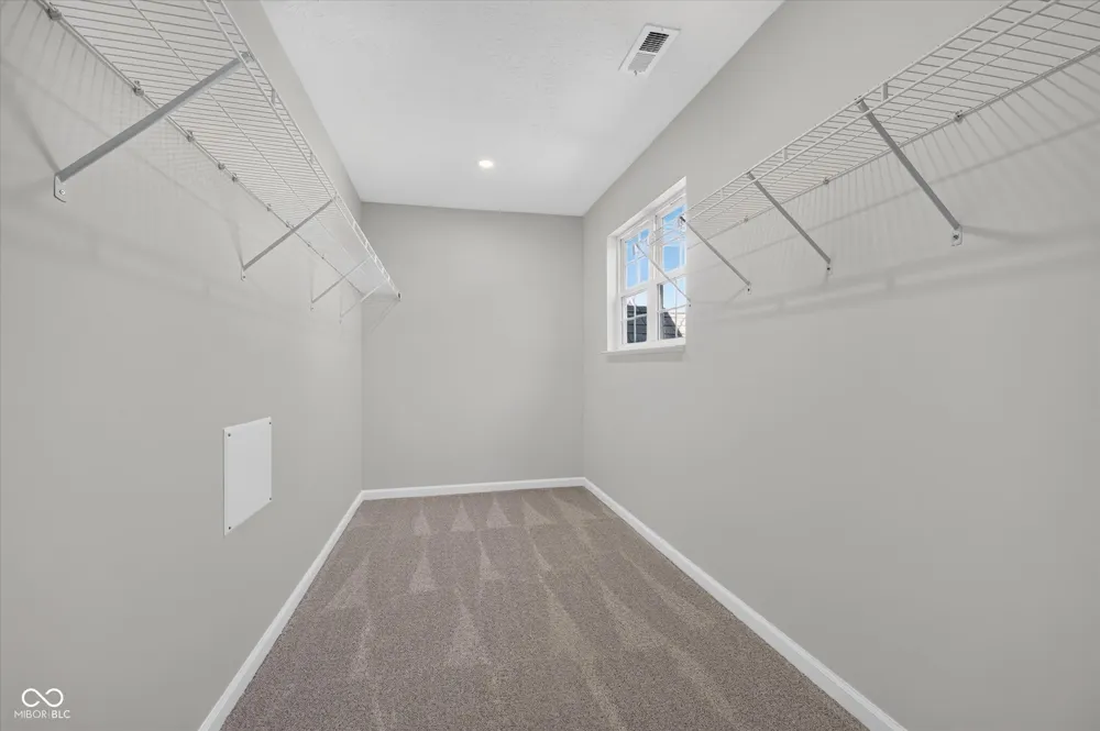 733 Farnham Drive Westfield, IN 46074