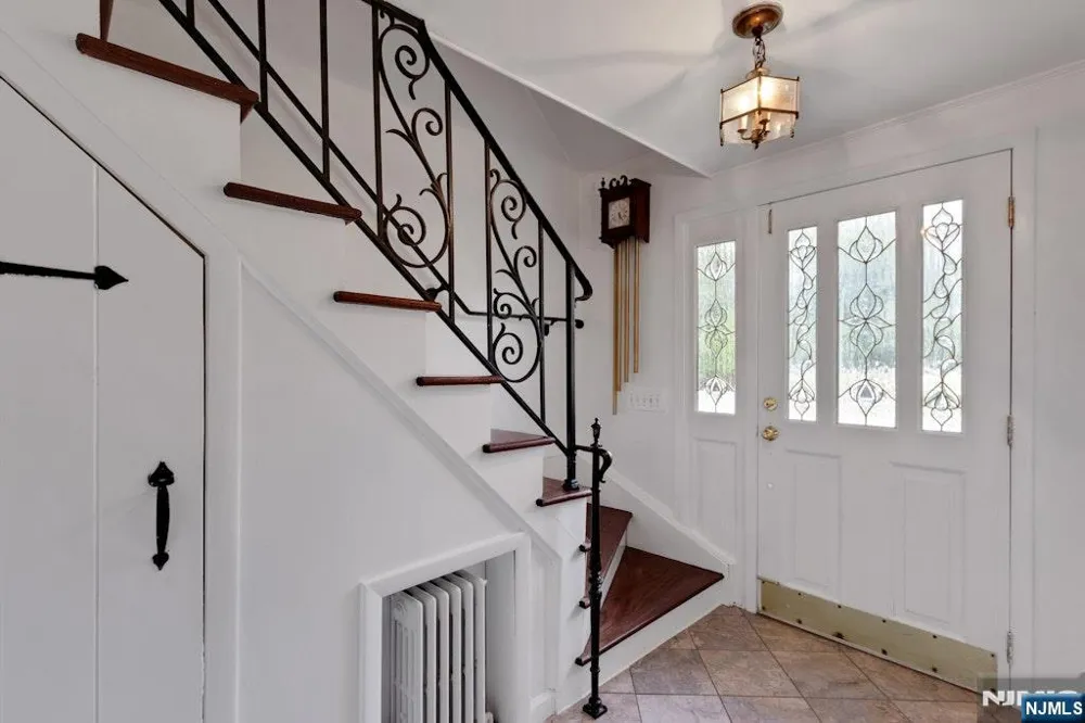 270 High Street Closter, NJ 07624