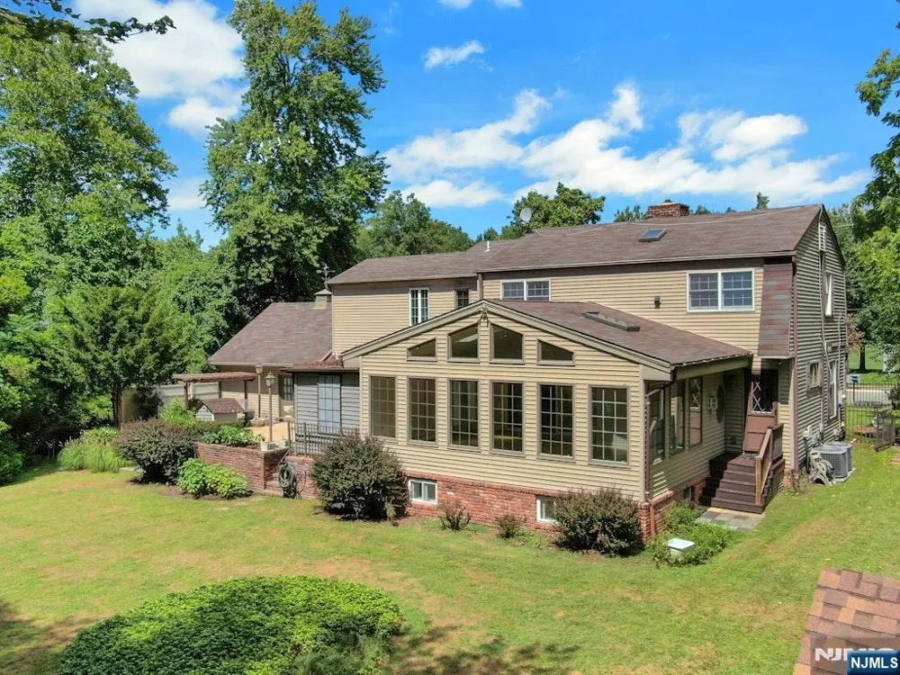 270 High Street Closter, NJ 07624