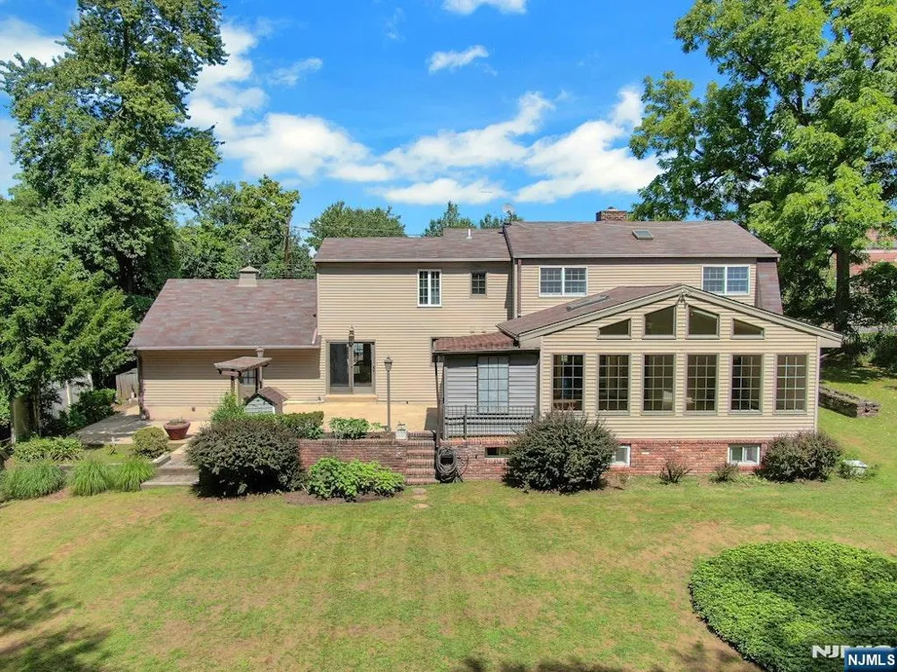 270 High Street Closter, NJ 07624