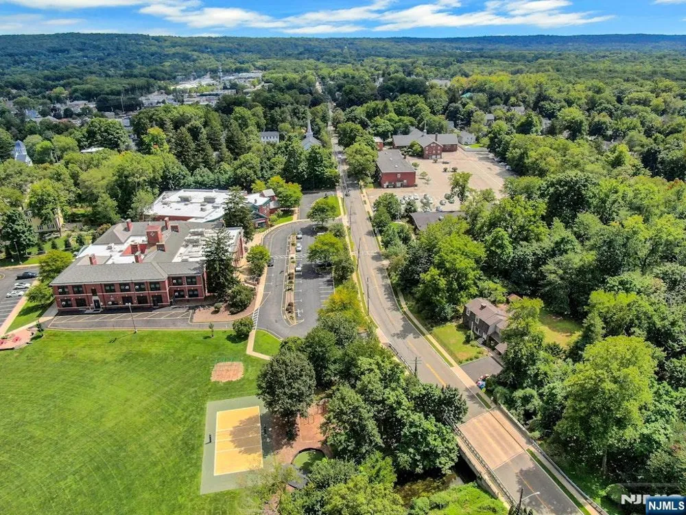 270 High Street Closter, NJ 07624
